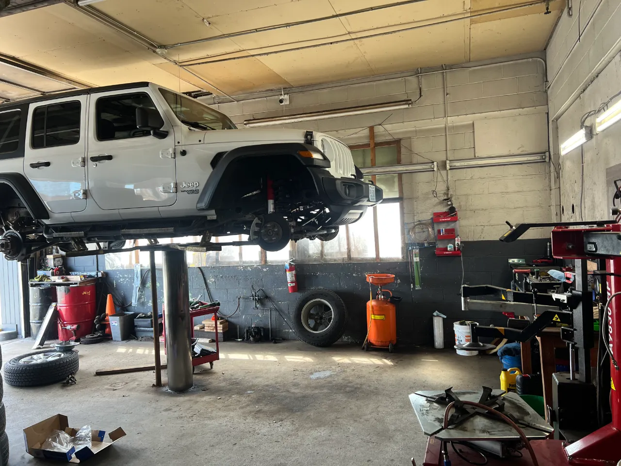 Tire installation and balancing in Warren, Rhode Island
